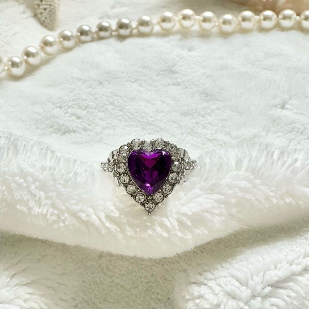 Deep Purple rhinestone heart shaped cocktail ring adjustable ￼